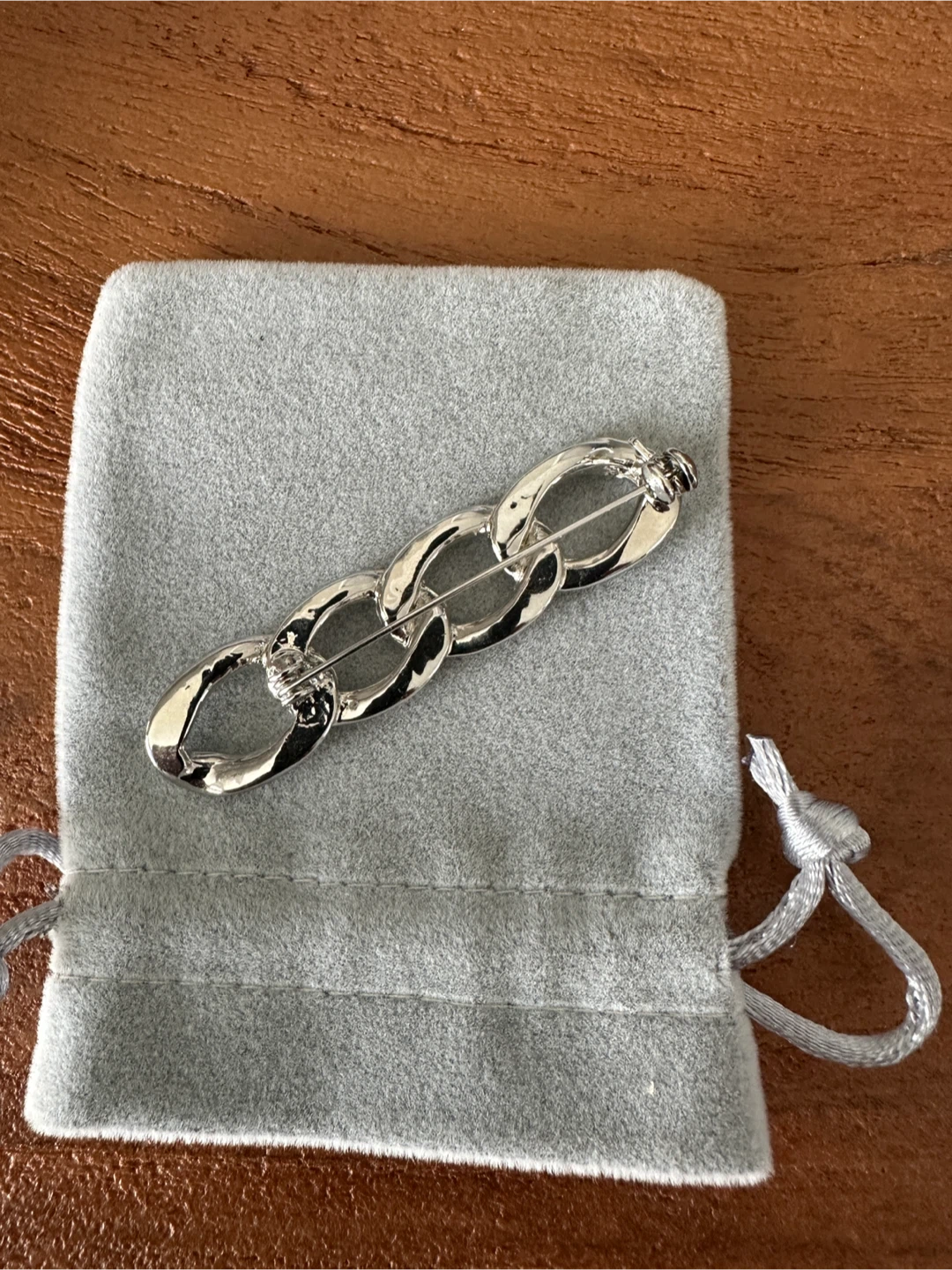Silver Tone Link Brooch with Pouch - photo 2