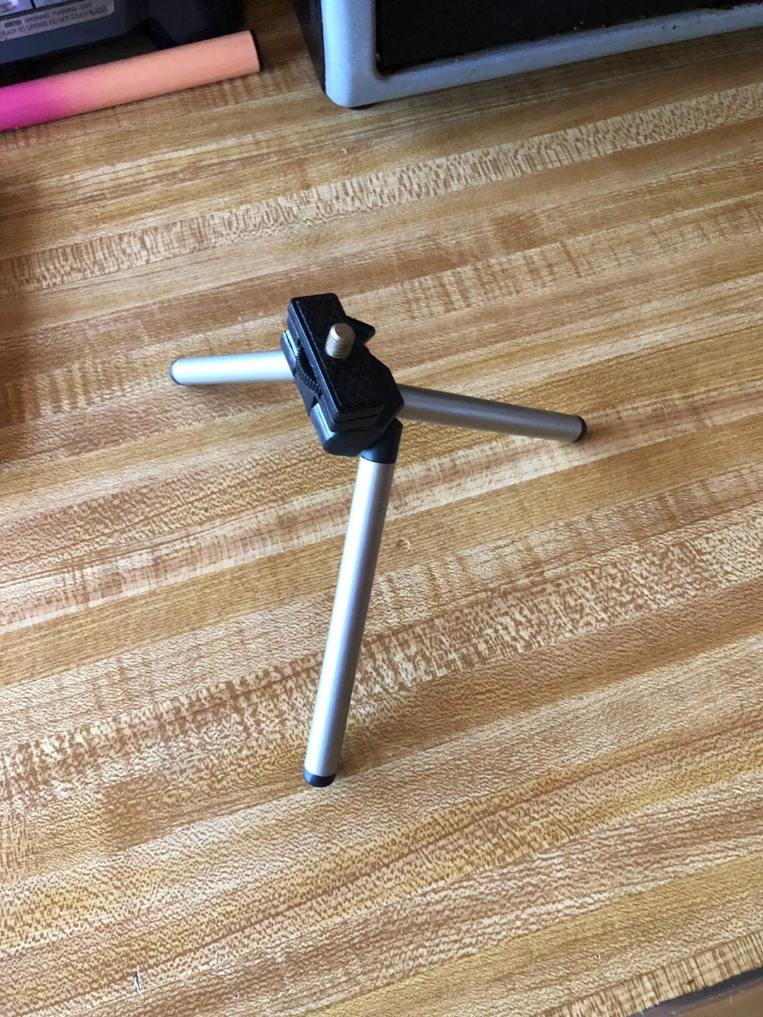 Mini Tripod for Camera/Phone - photo 3