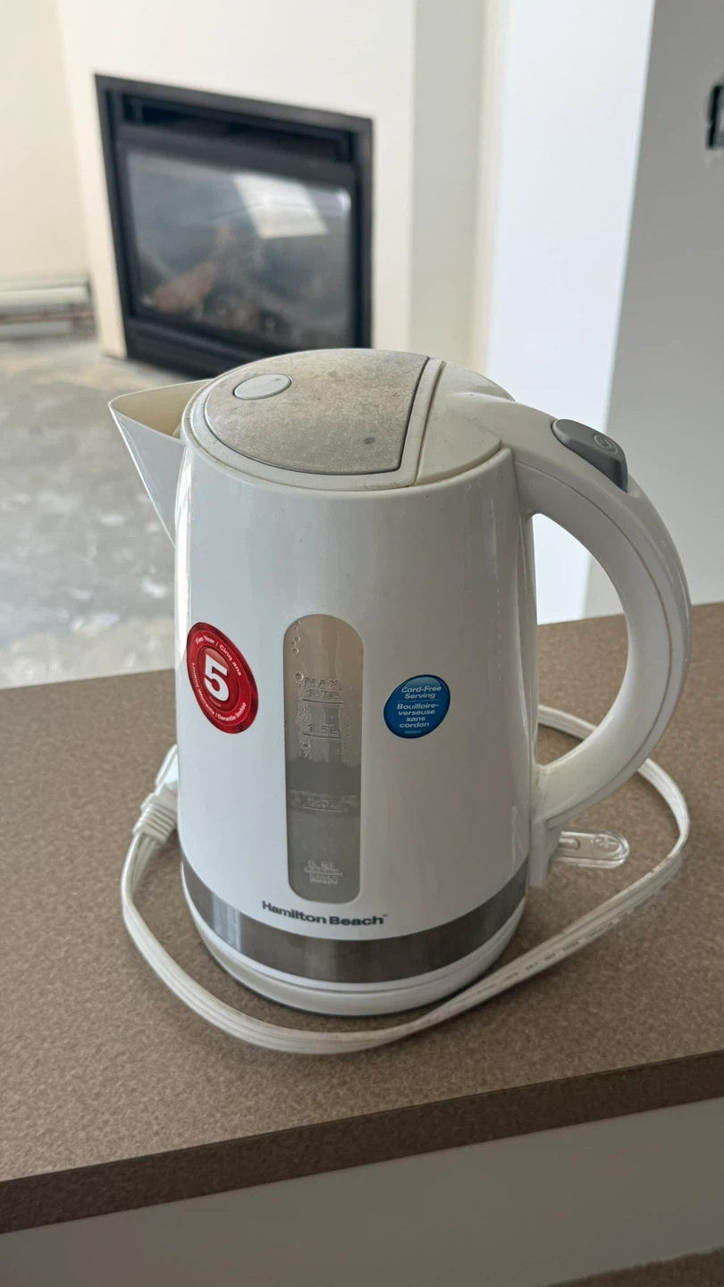Hamilton Beach Cord-Free Electric Kettle - photo 2