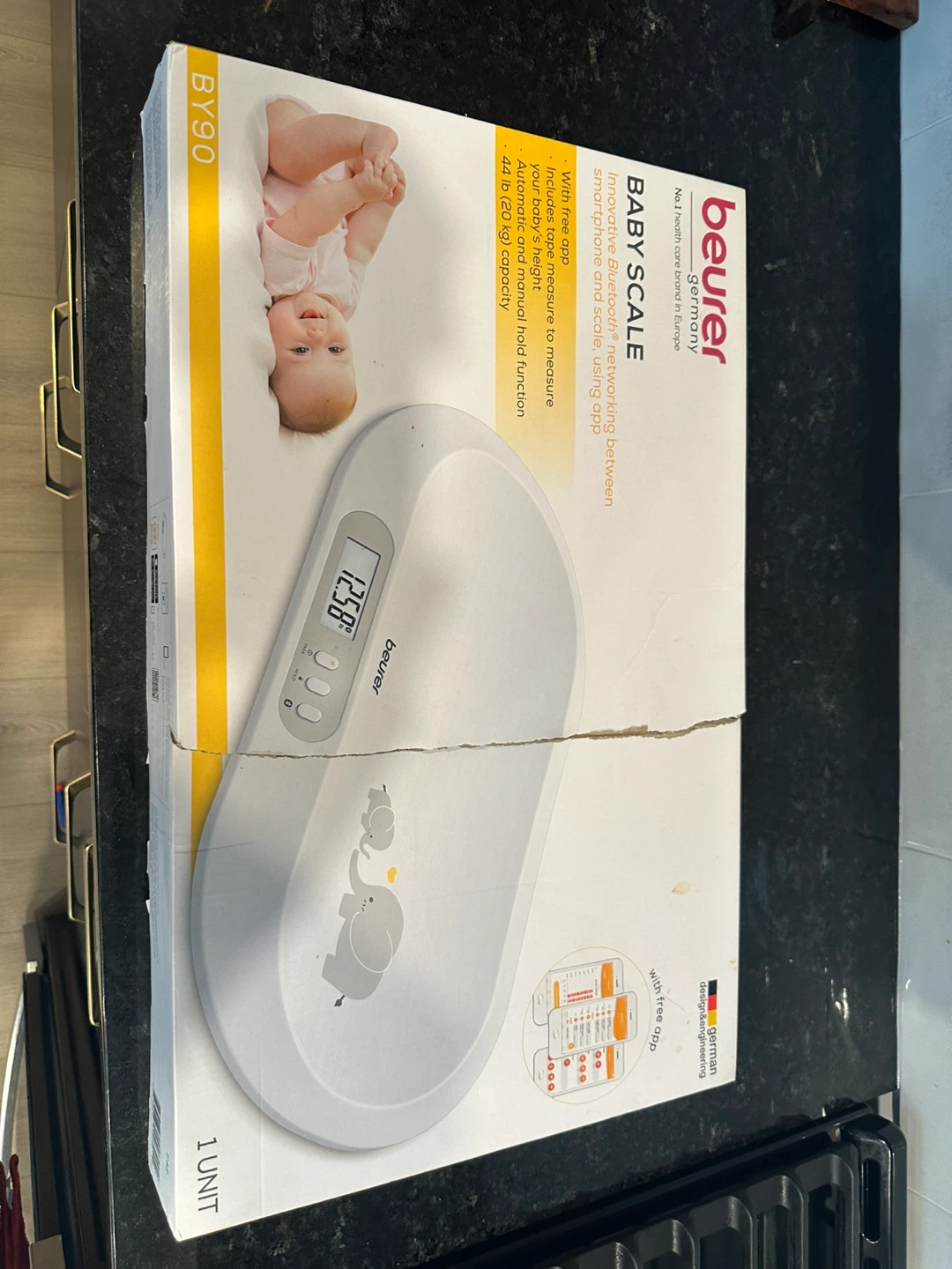 Beurer BY90 Baby Scale with Free App and Tape Measure