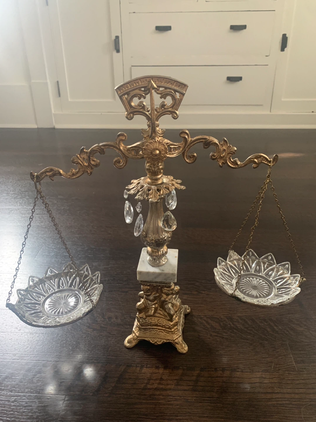 Decorative Crystal Scale