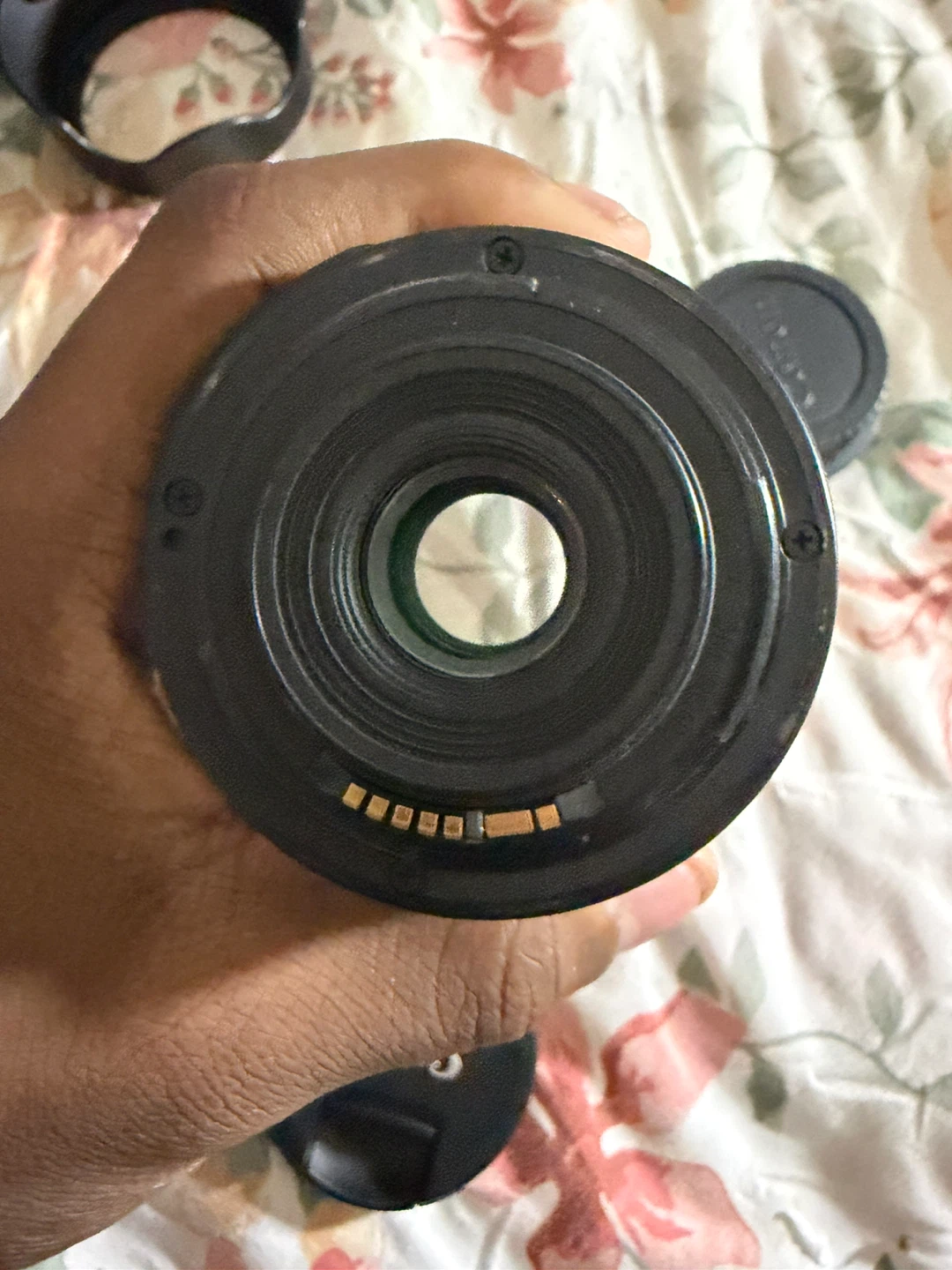 Canon EF-S 18-55mm f/3.5-5.6 IS STM Lens - photo 4