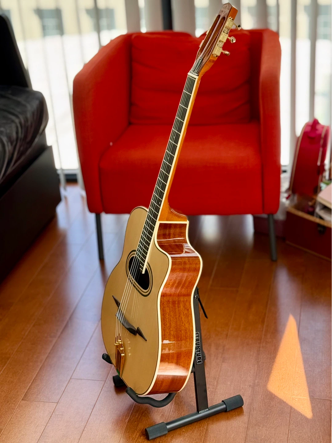 Gypsy Jazz Guitar - photo 3