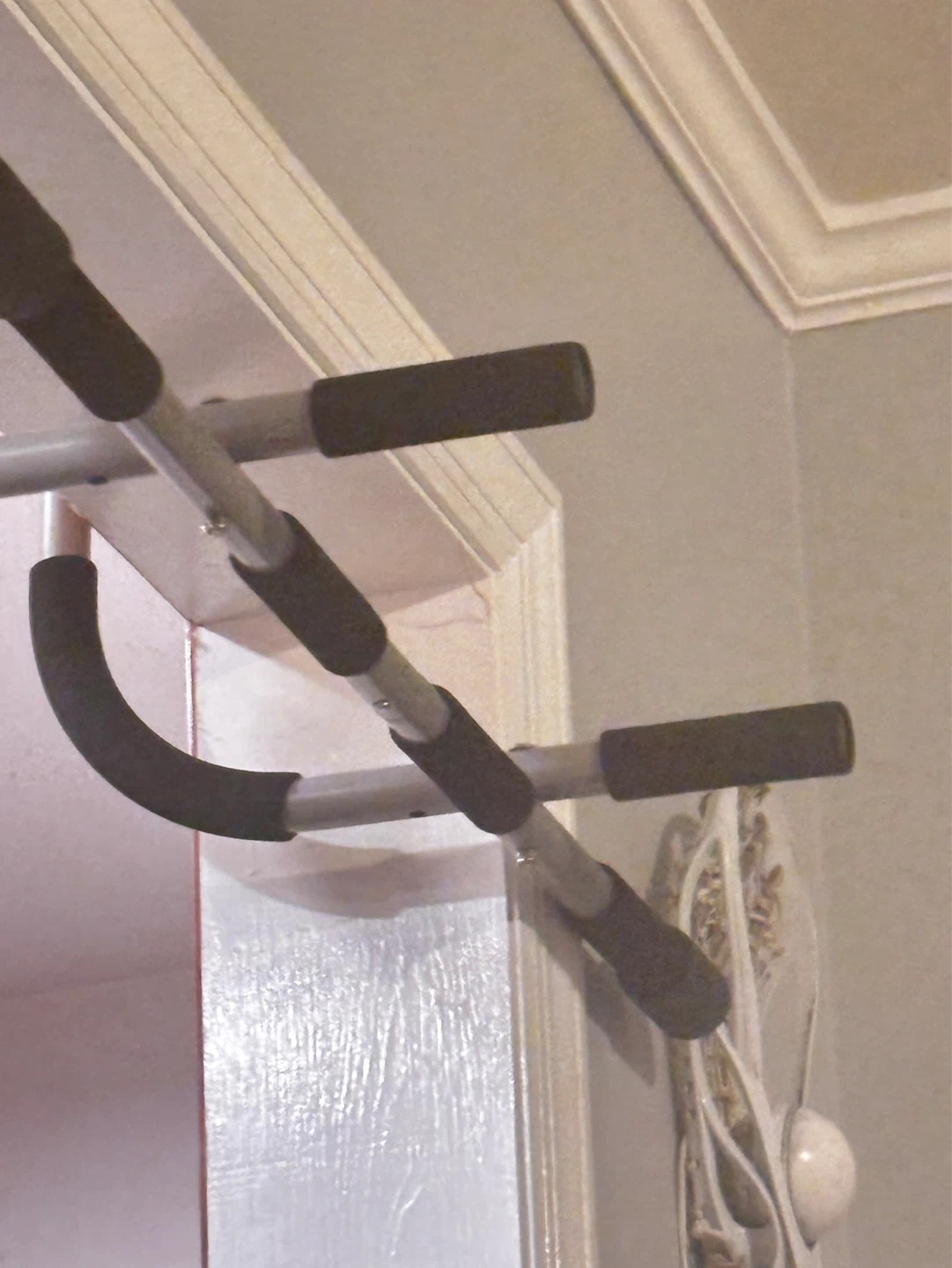 Doorway Pull Up Bar