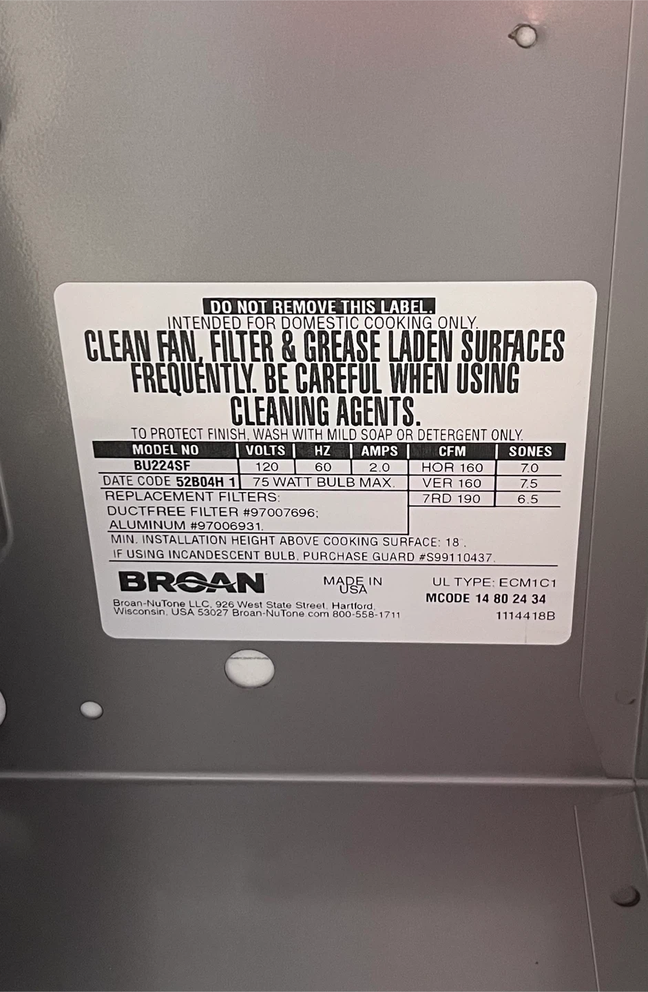 Danby 24in Stove and Broan Range hood - photo 3