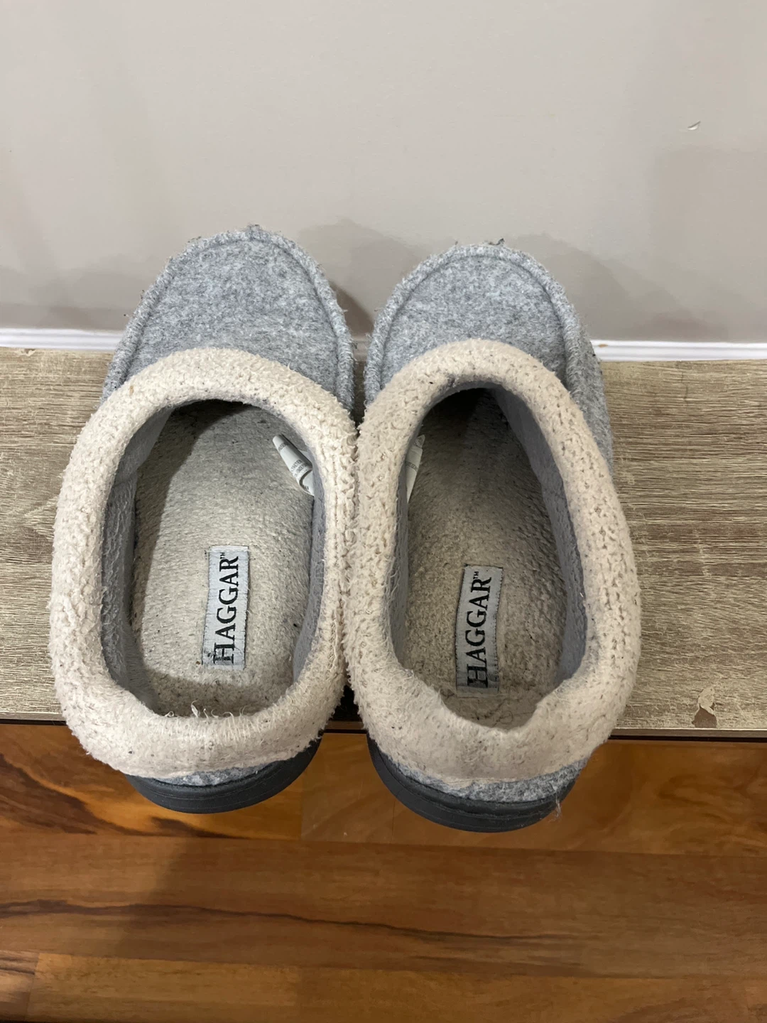 Haggar Men's Grey Fleece Lined Slippers