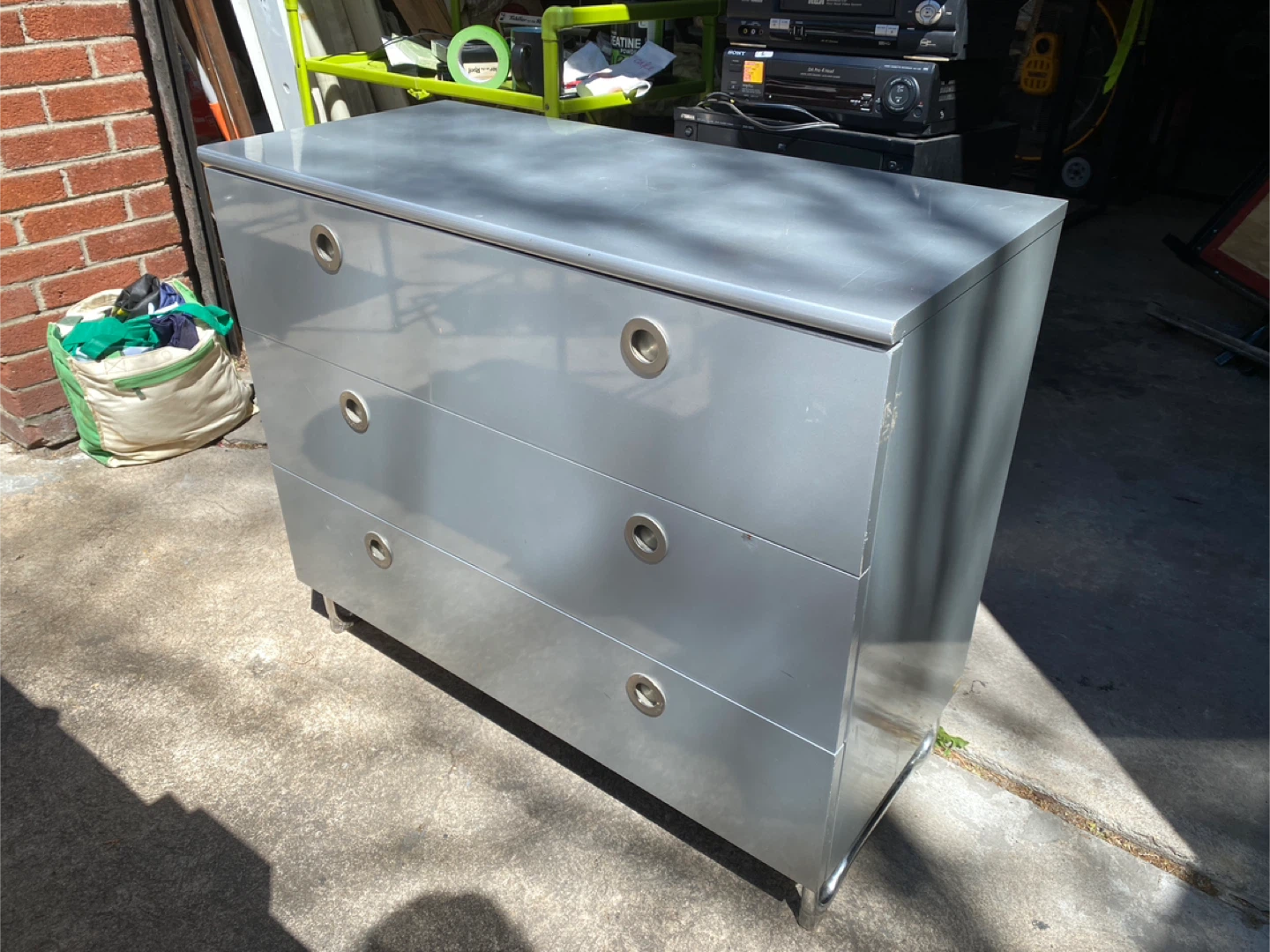 Silver 3-Drawer Dresser with Round Pulls - photo 2