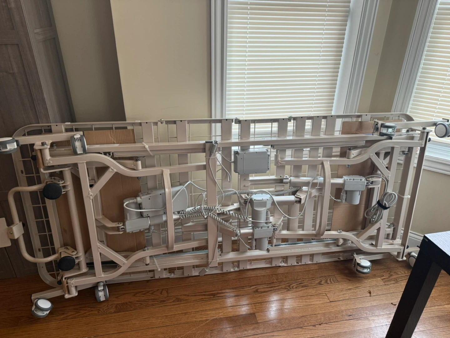 Full electric Hospital Bed Frame - photo 3