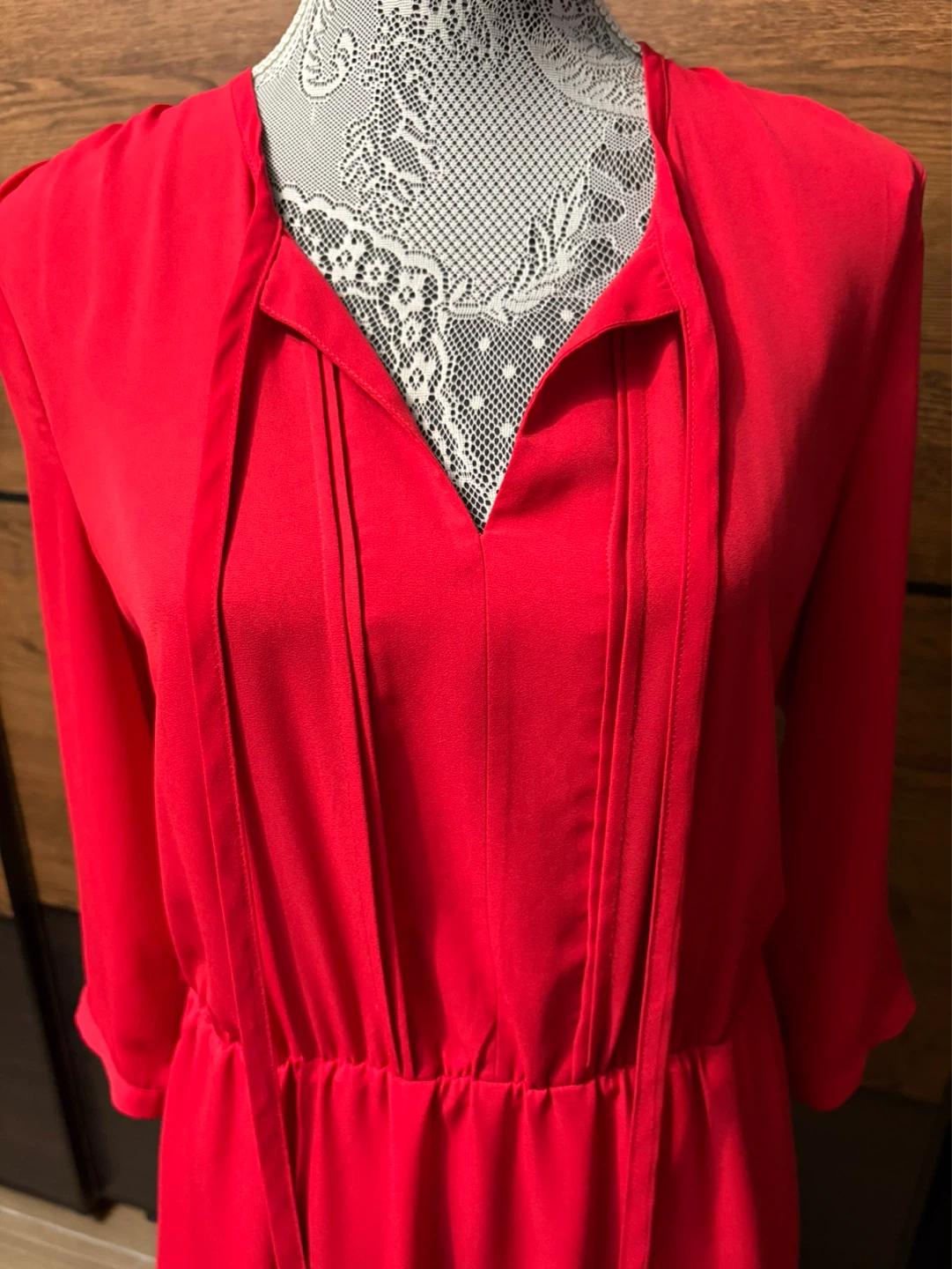 RW&CO Red Tie-Neck Dress - photo 2