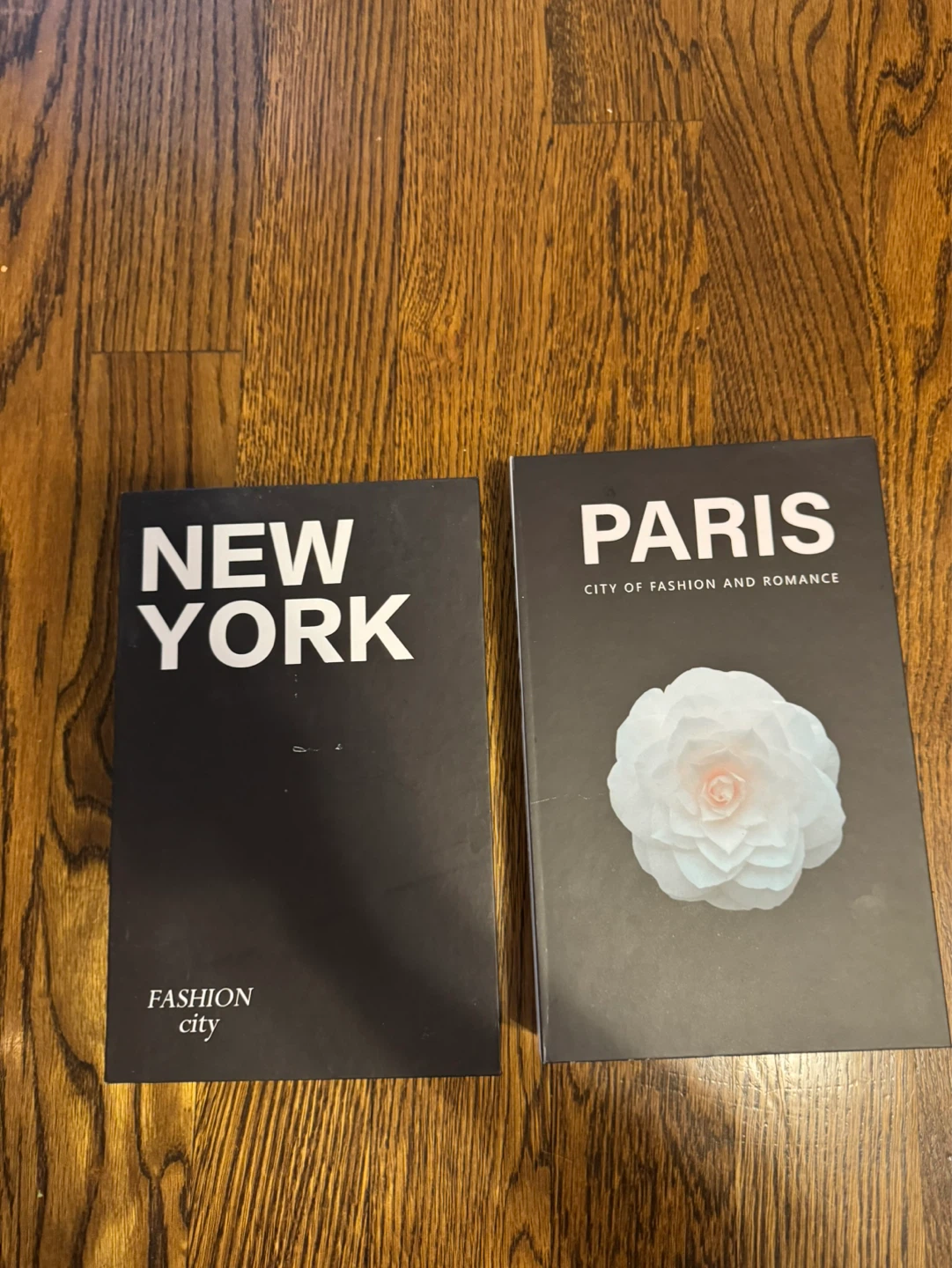 Decorative Books Set - New York & Paris - photo 2