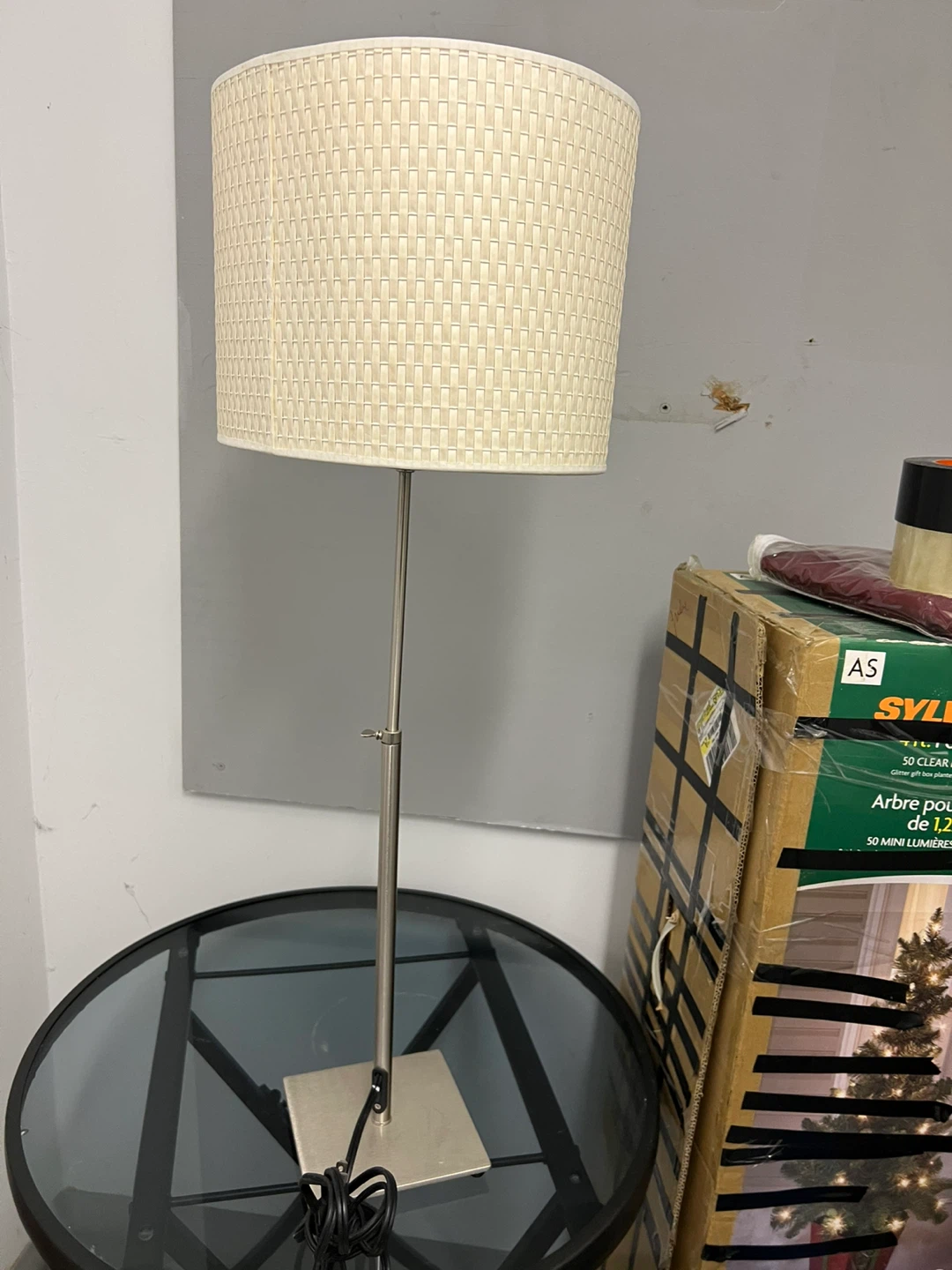 Woven Drum Lamp Shade Floor Lamp - photo 3