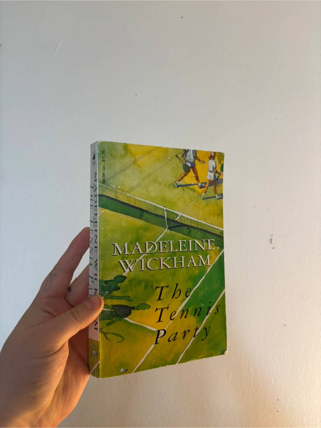 The Tennis Party by Madeleine Wickham Paperback Book