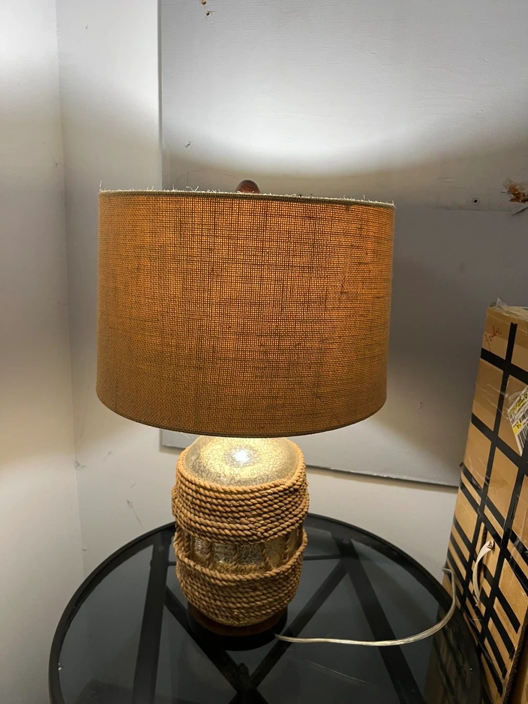 Table Lamp with Jute Shade and Rope-Wrapped Base - photo 3