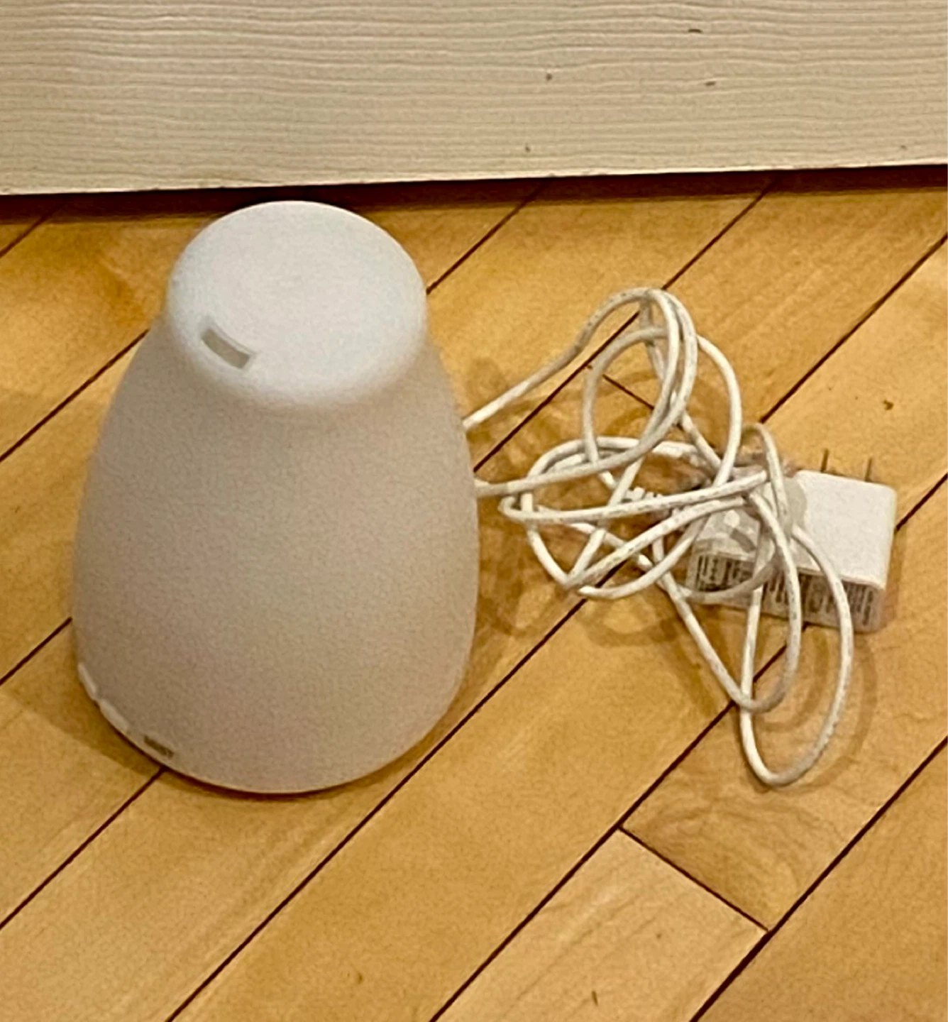 White Essential Oil Diffuser with Power Cord