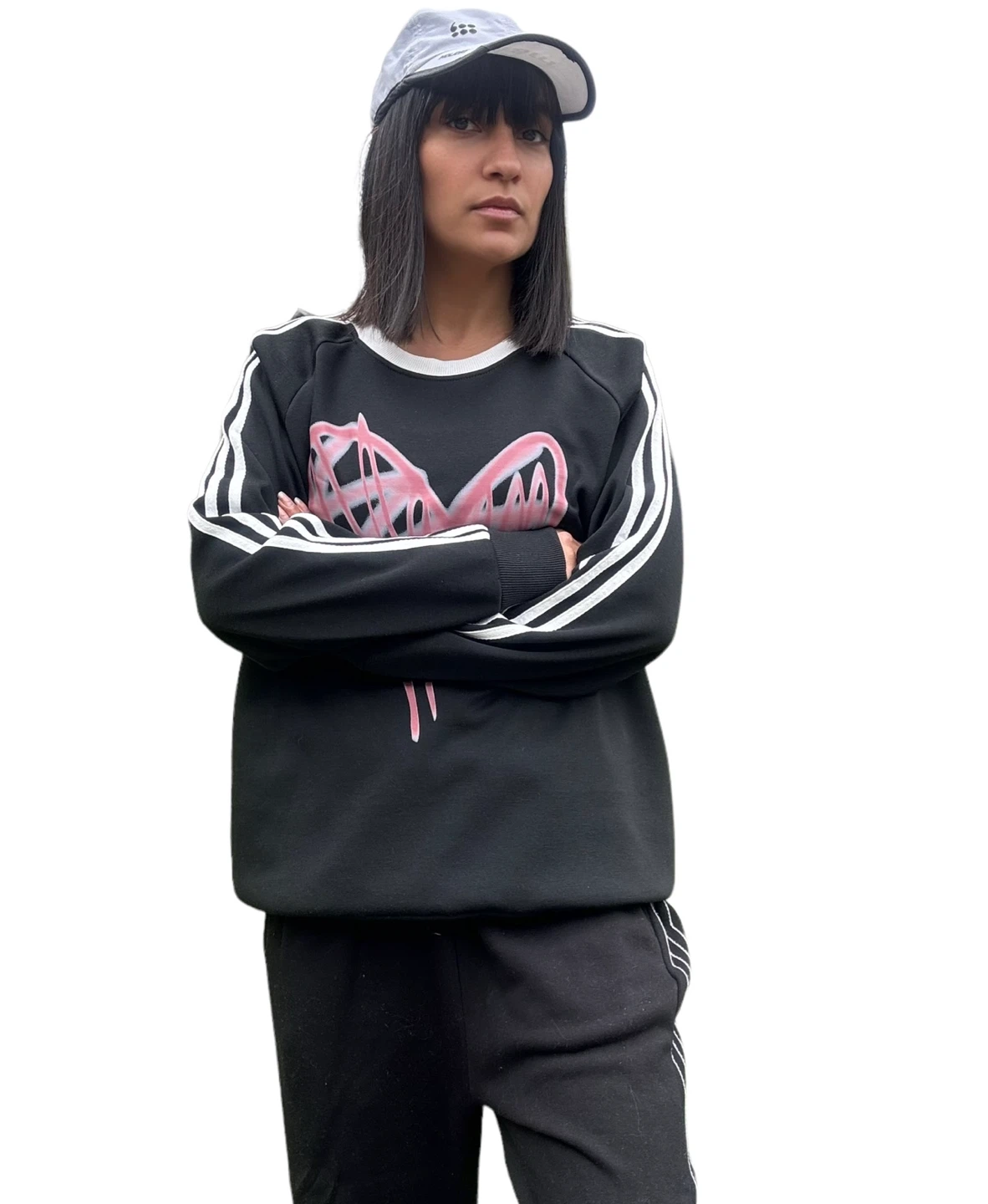 Black Crewneck Sweatshirt with Pink Heart Graphic - photo 3