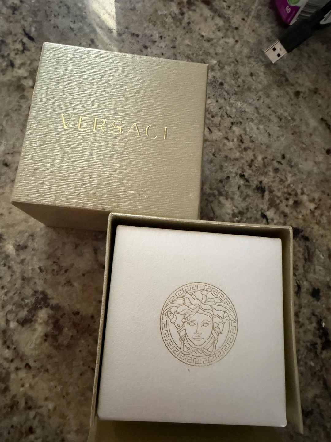 Versace Medusa Head Earrings Gold - photo 3