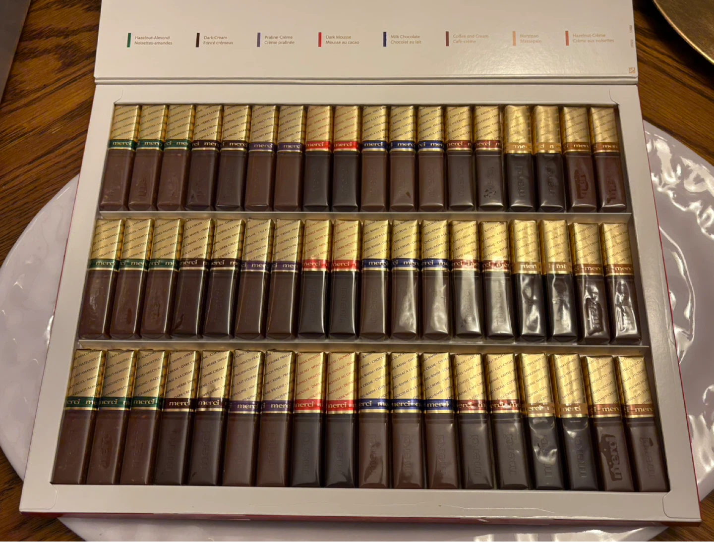✨✨Merci Finest Selection Assorted European Chocolates Box - photo 2