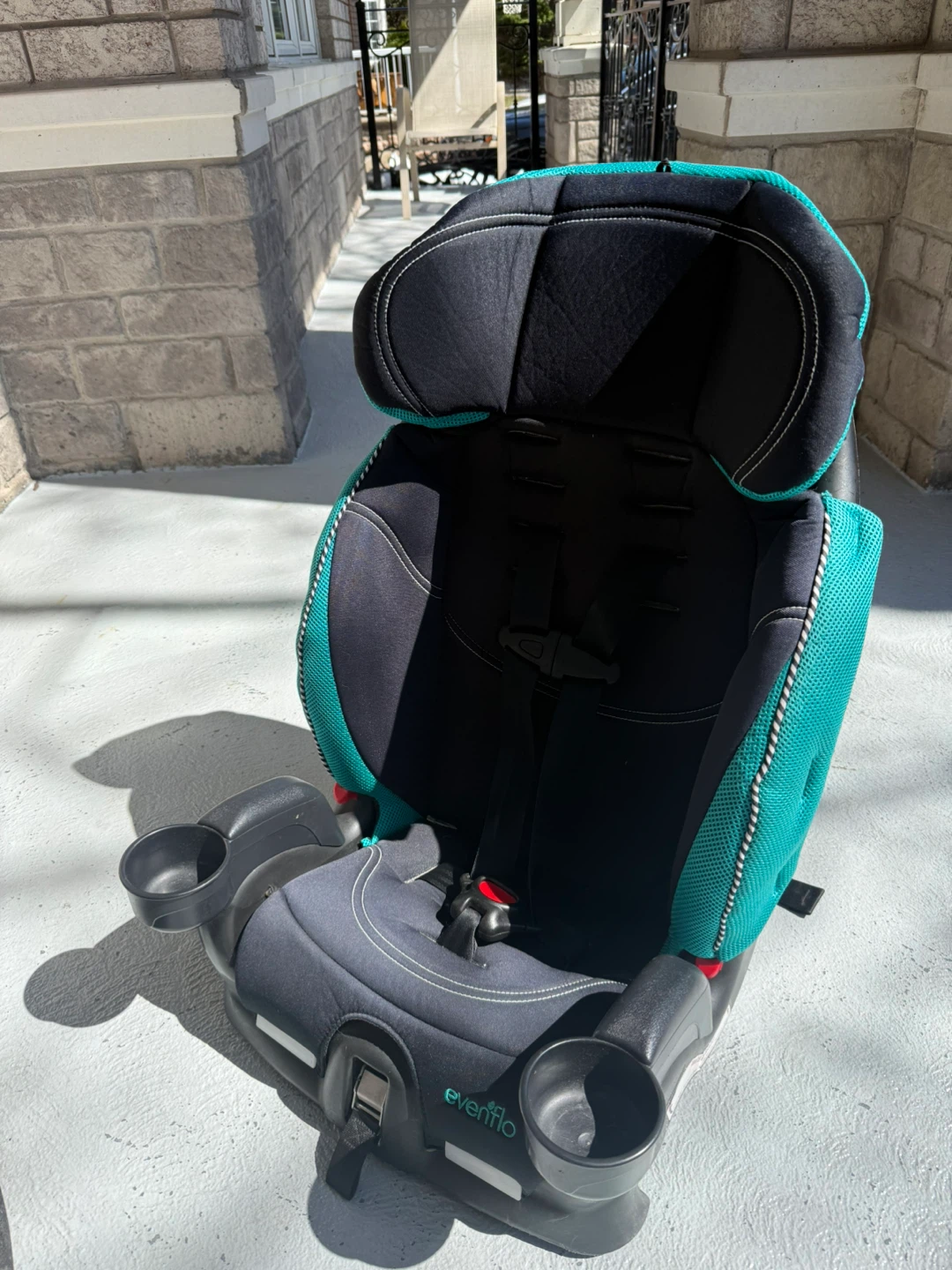 Evenflo Car Seat Booster with Cup Holders - photo 4