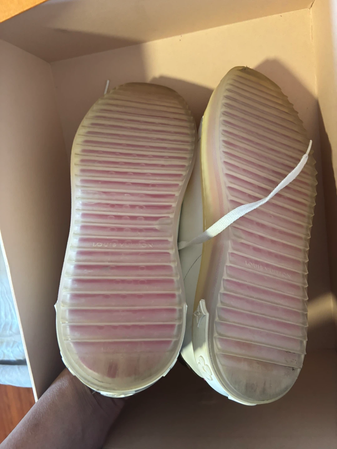 Louis Vuitton Sneakers - photo 4