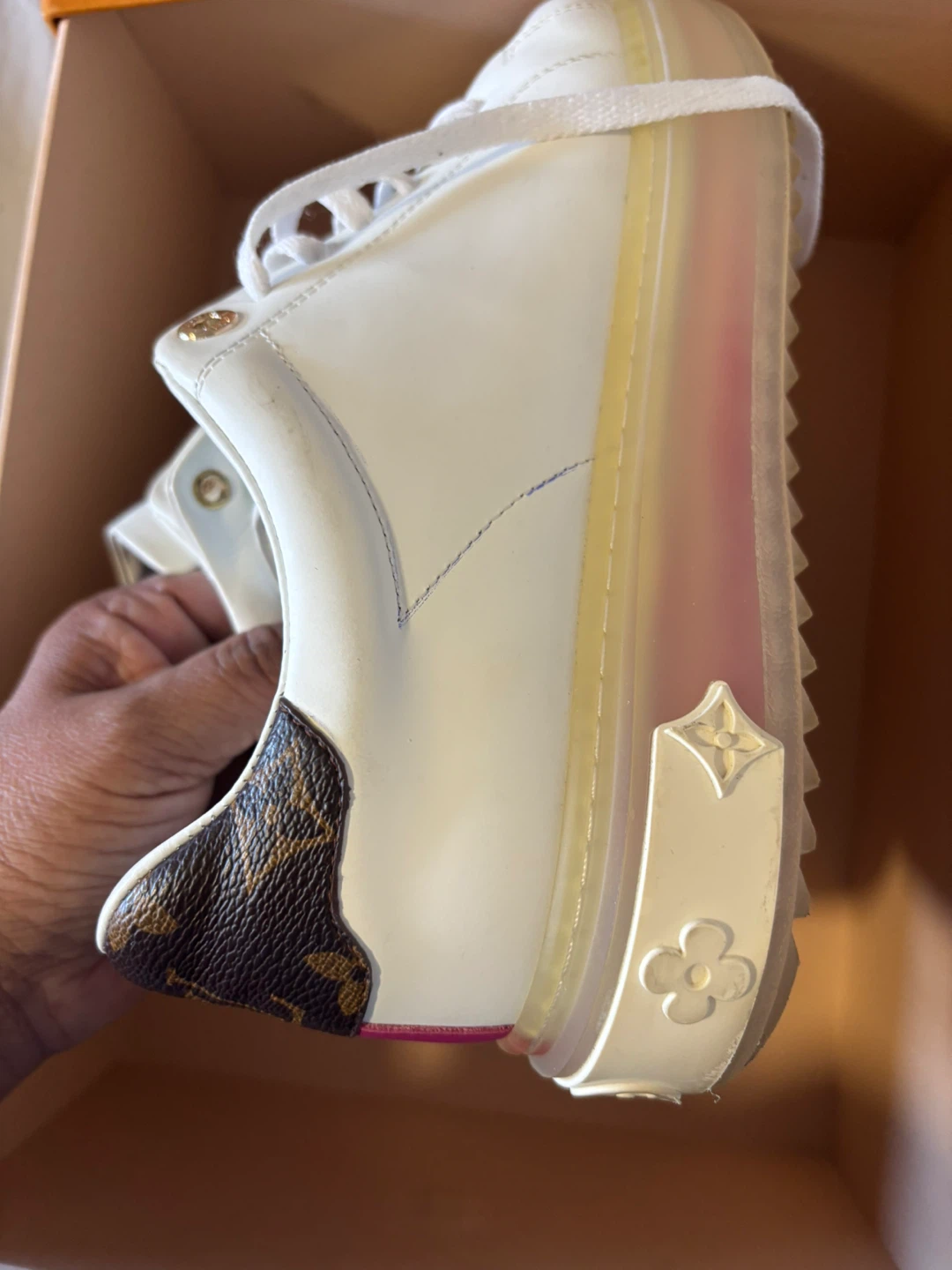 Louis Vuitton Sneakers - photo 3