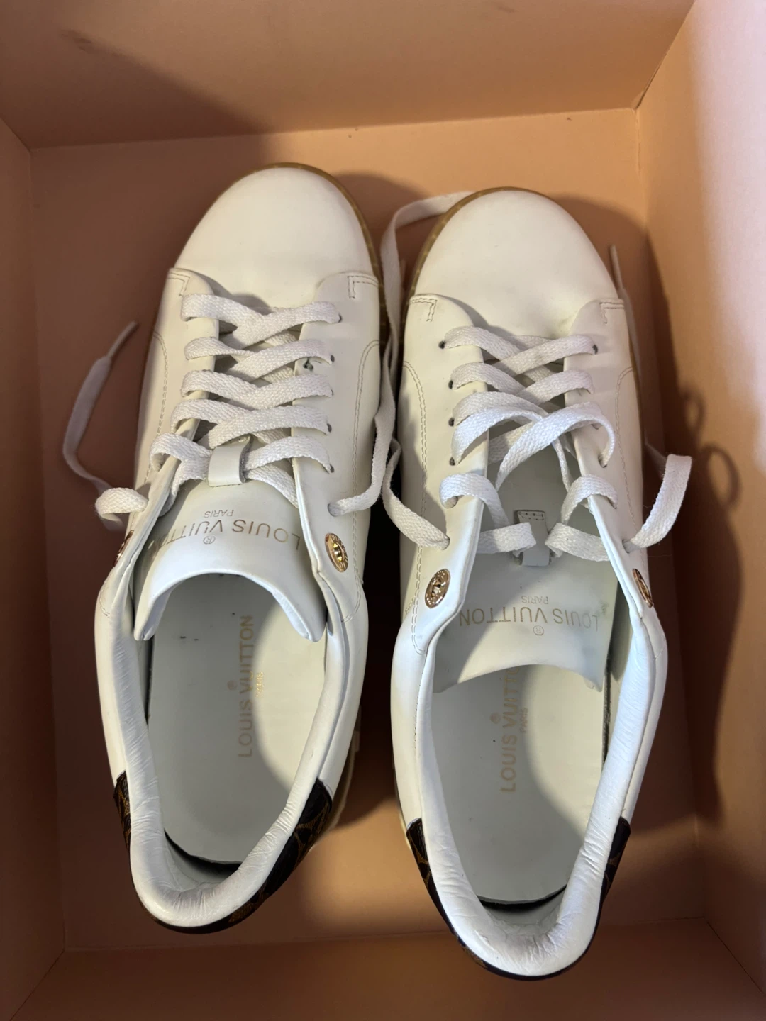 Louis Vuitton Sneakers