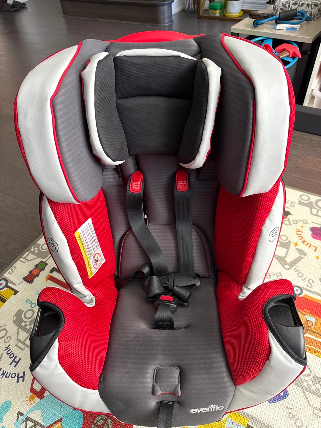 Evenflo Symphony Car Seat