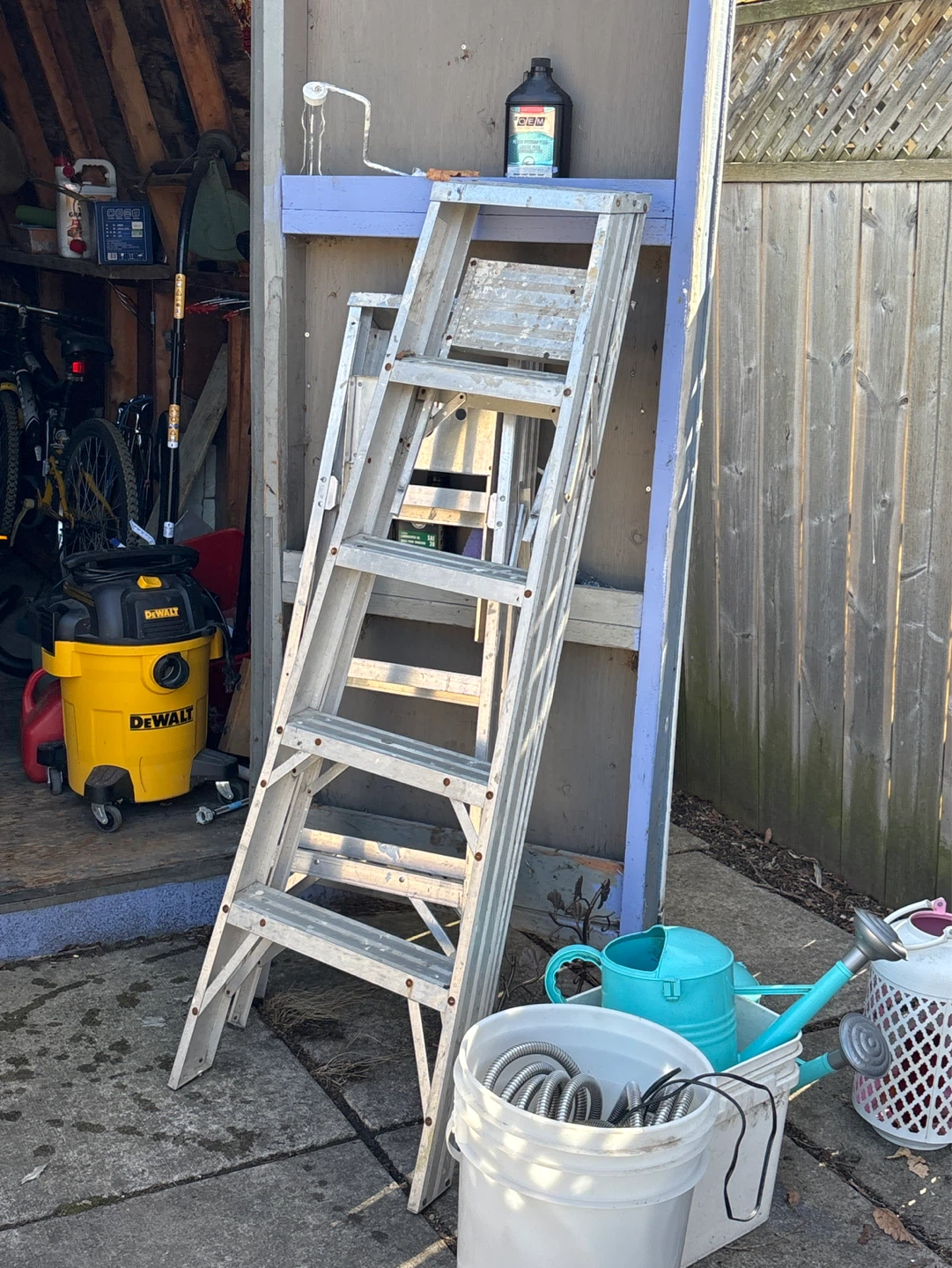Aluminum Step Ladder with Platform