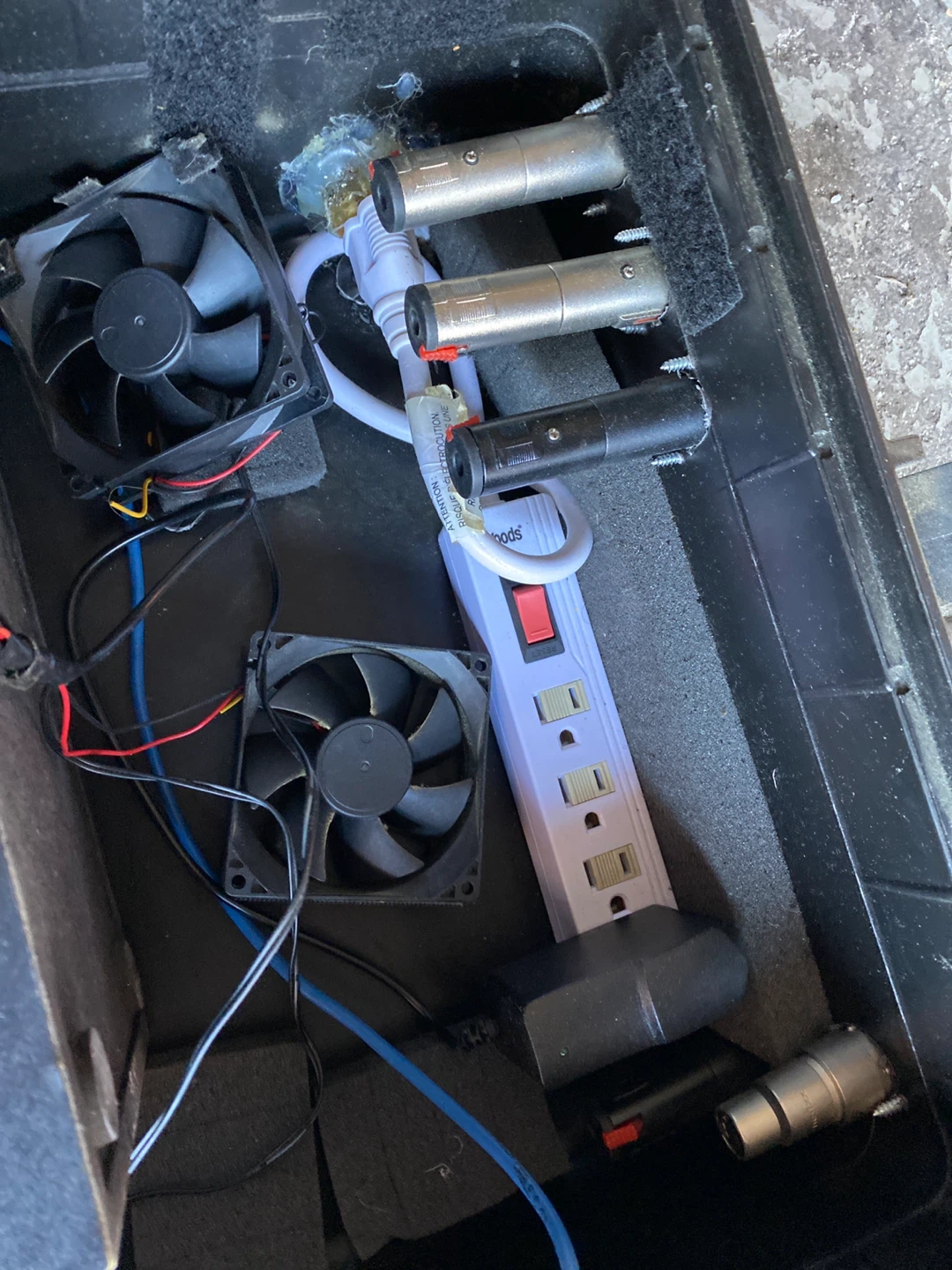 Fancy Speaker System with Portable Case - photo 5