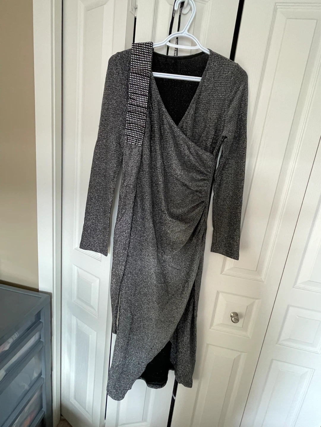 A-line dress comes with a matching belt - photo 2
