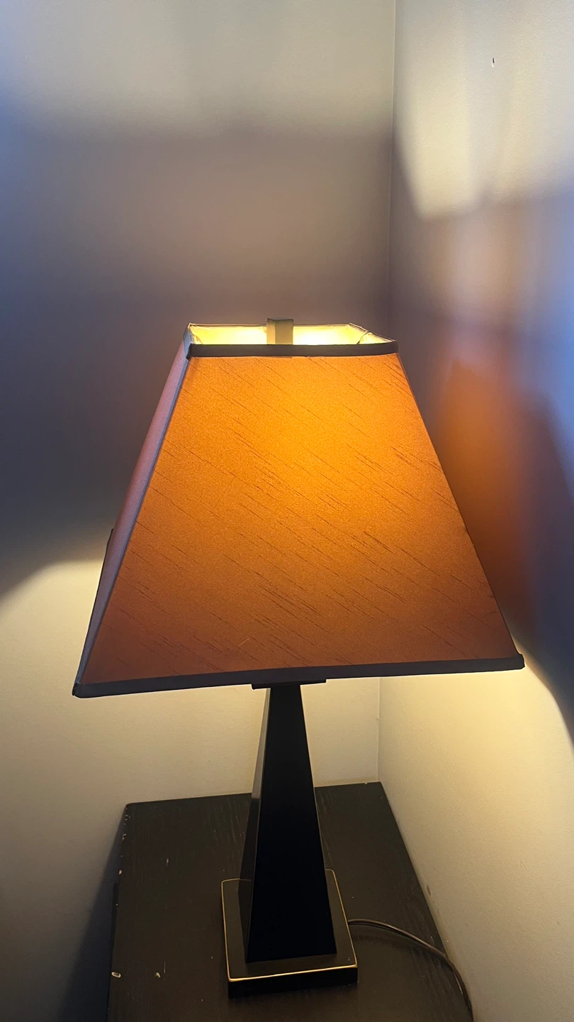 Square Lampshade Table Lamp - photo 2