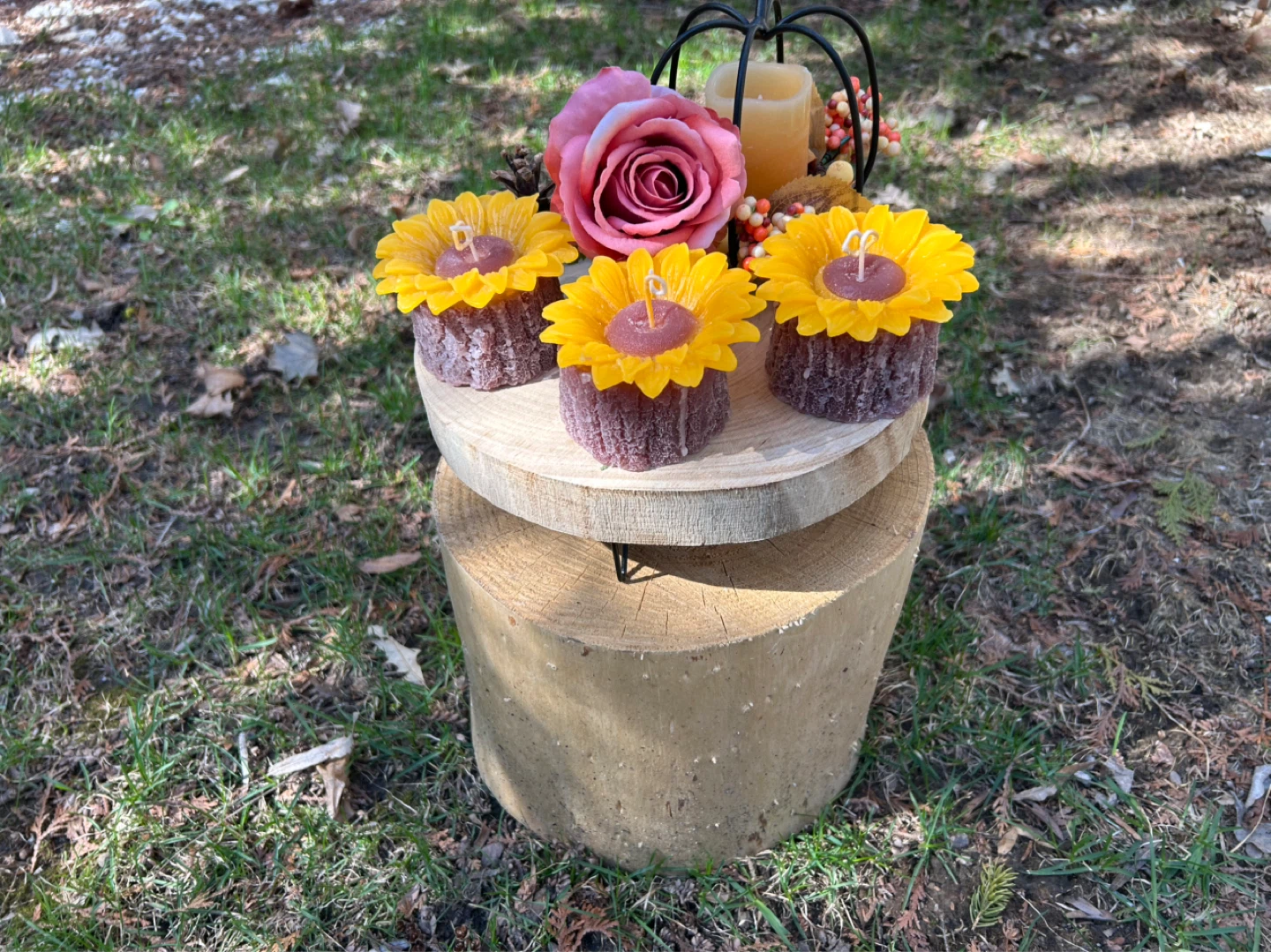 Handmade Sunflower Candle – $15 CAD each 🌻