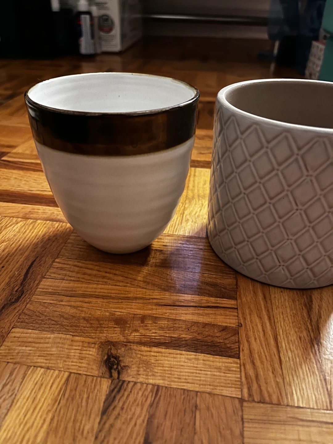Small ceramic pot