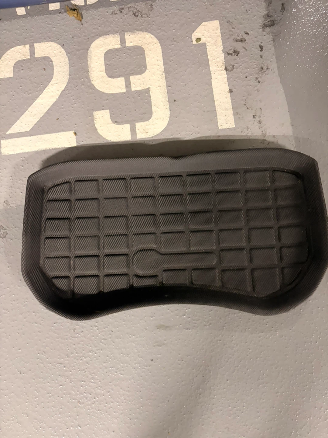 Tesla Model 3 All-Weather Floor Mats and License Plate Frame - photo 3