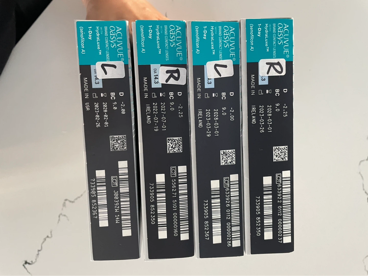 ACUVUE Oasys 1-Day HydrLuxe Contact Lenses