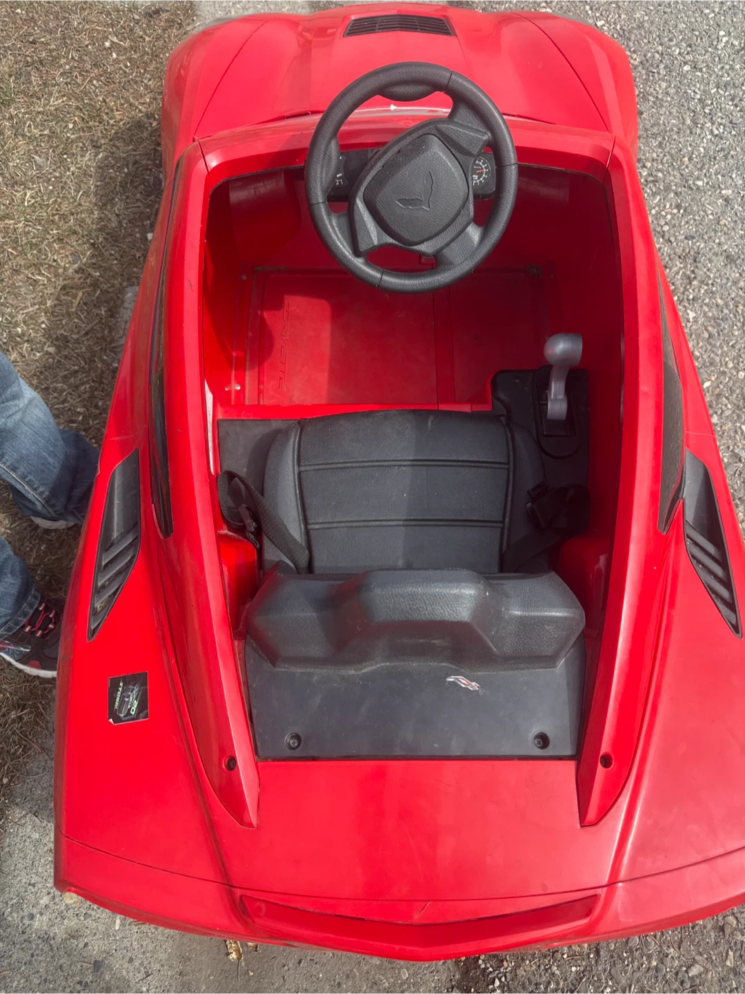 Corvette Ride-On Car - Red - photo 2