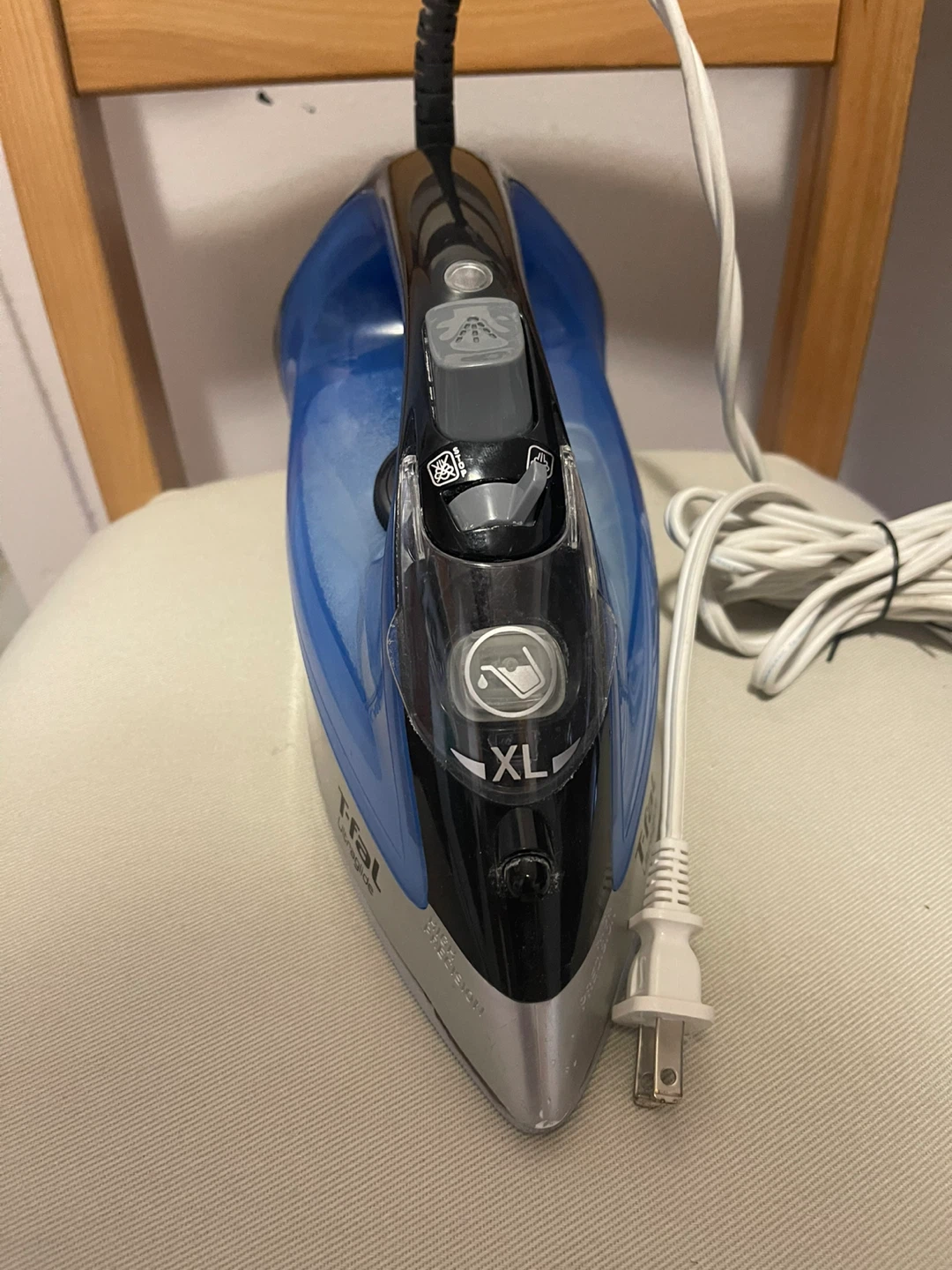 T-fal Ultraglide Steam Iron - photo 2