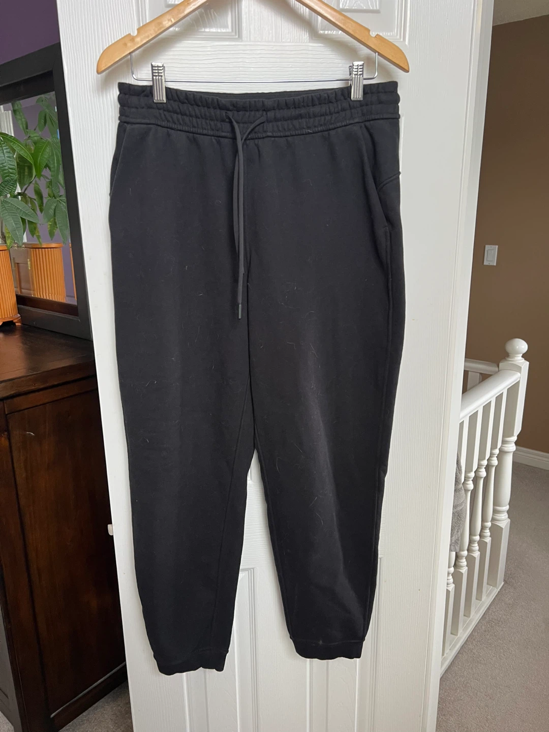 Lululemon Black sweatpants Size 10