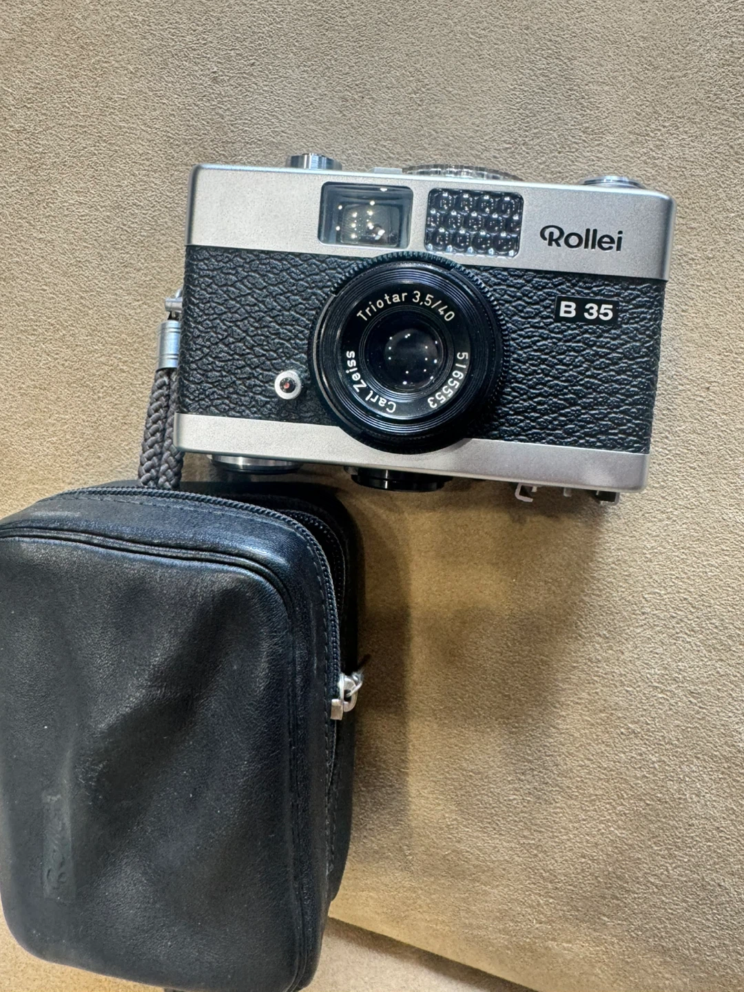 Rollei B35 35mm Film Camera with Carl Zeiss Triotar Lens