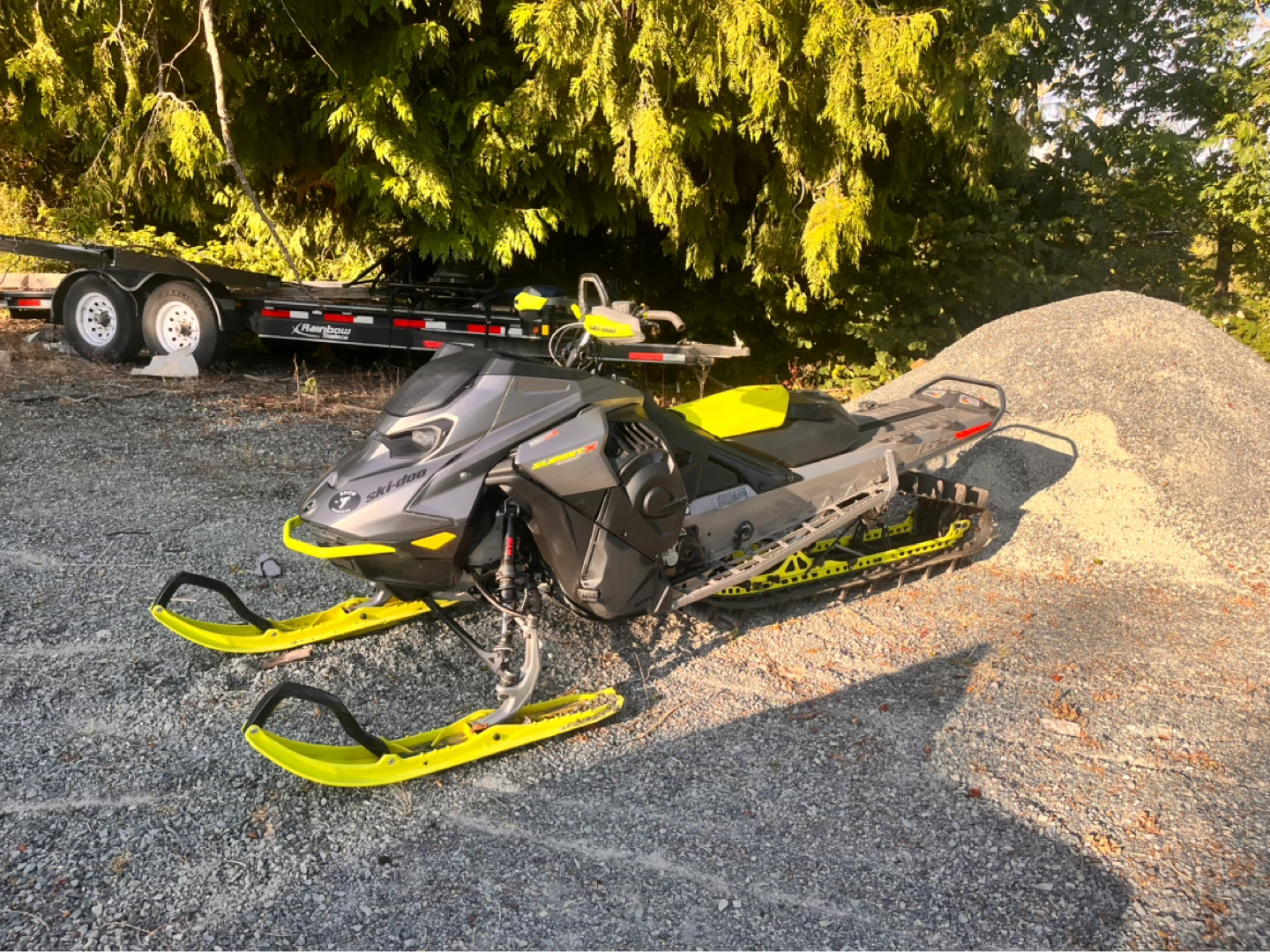 Ski-Doo Summit 850 E-TEC Snowmobile - photo 3