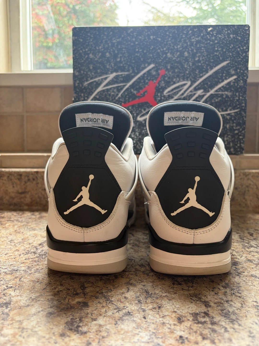 Air Jordan 4 Retro Military - photo 2