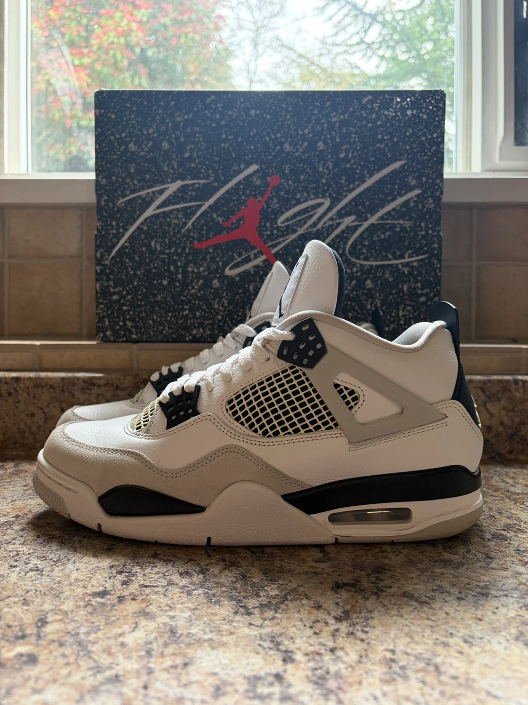Air Jordan 4 Retro Military - photo 3