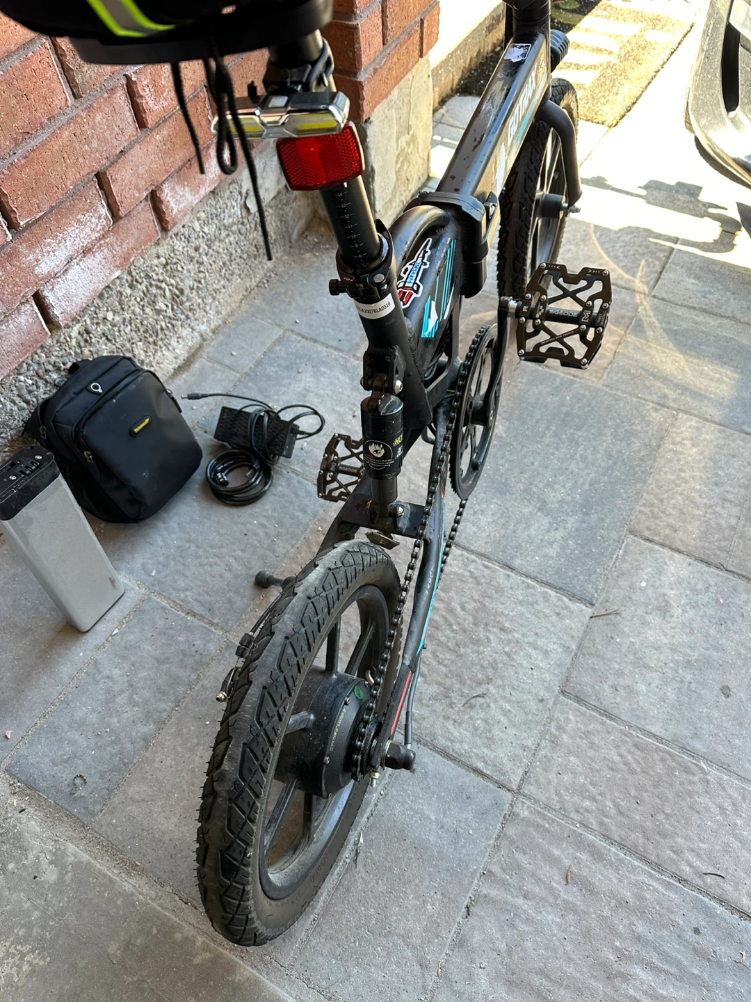 GoTrax EBE1 Electric Bike - photo 3