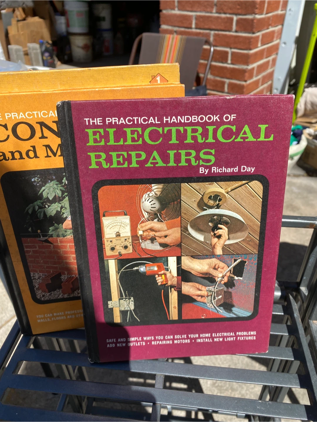 Lot of 5 Vintage How-To Books - photo 3
