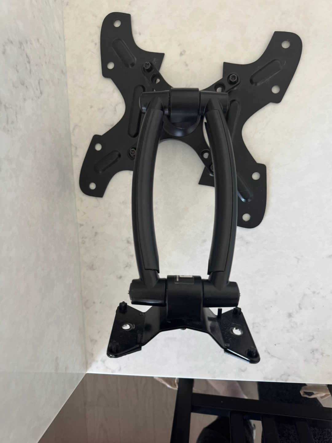 FREE Sky Shelf Full Motion TV Wall Mount 9-in to 36-in - photo 3