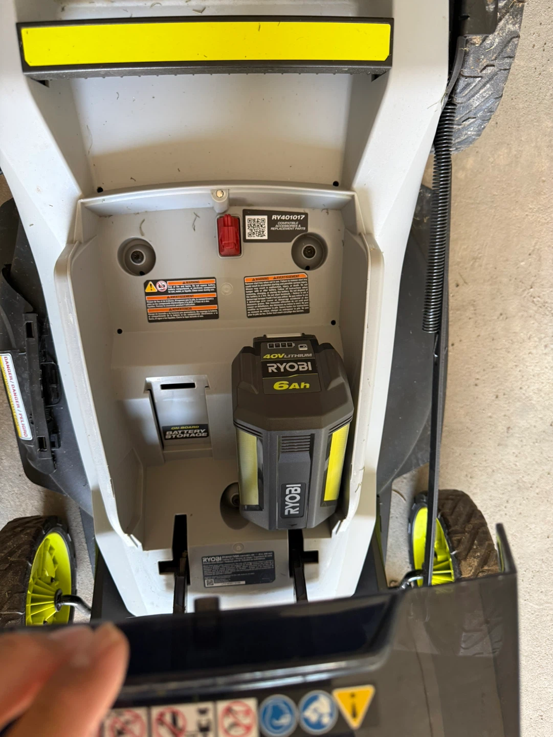 Ryobi 14-inch Cordless Chainsaw - photo 3