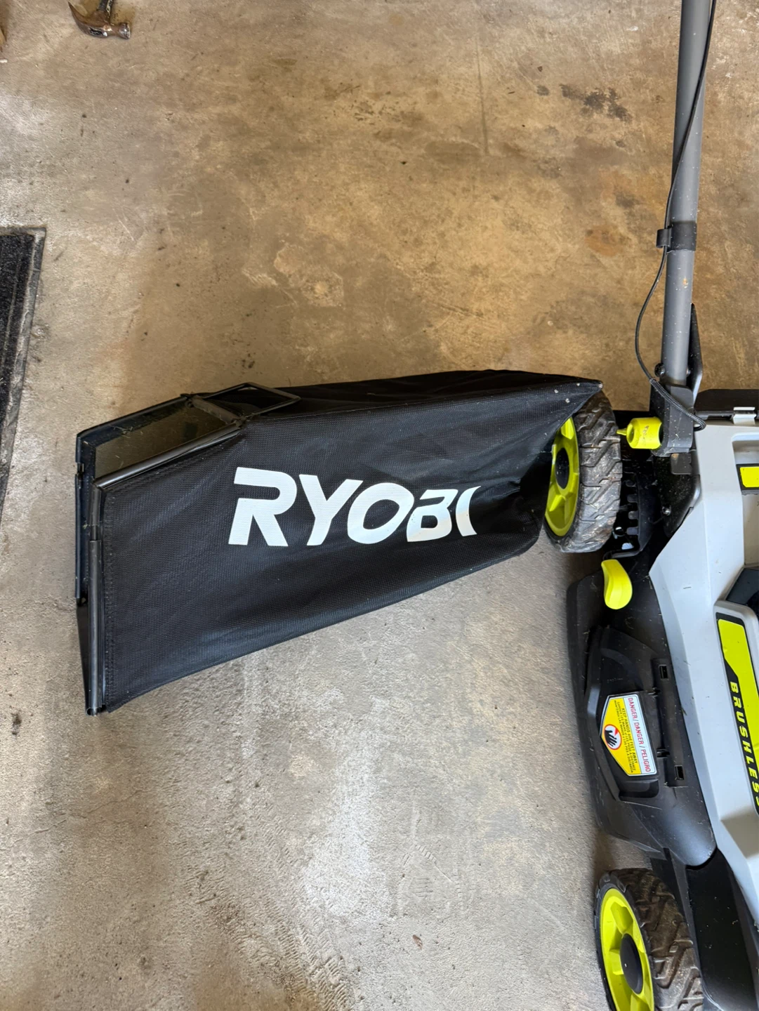 Ryobi 14-inch Cordless Chainsaw - photo 4