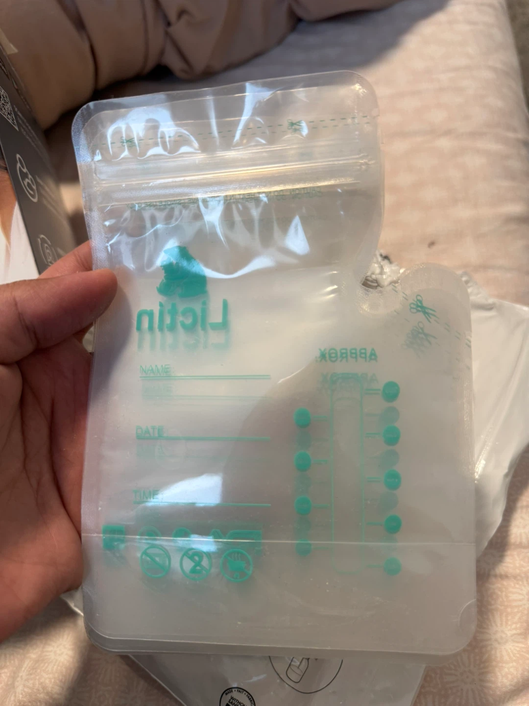 Medela Breast Milk Storage Bags - 25 Count - photo 2