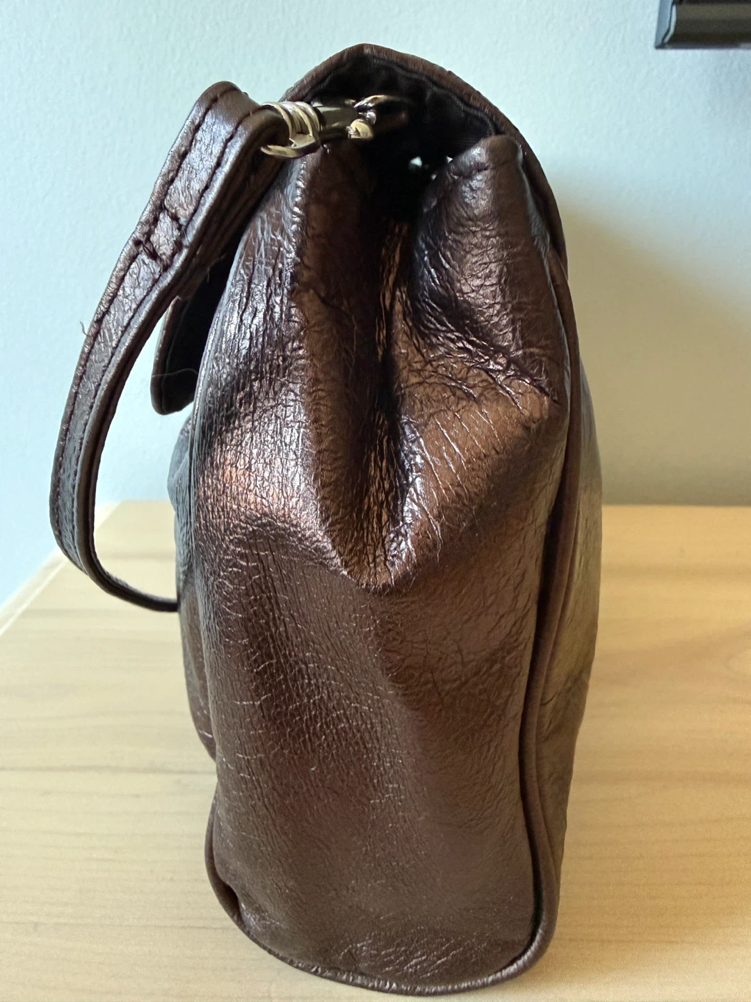 Danier Metallic Brown Leather Shoulder Bag - photo 3