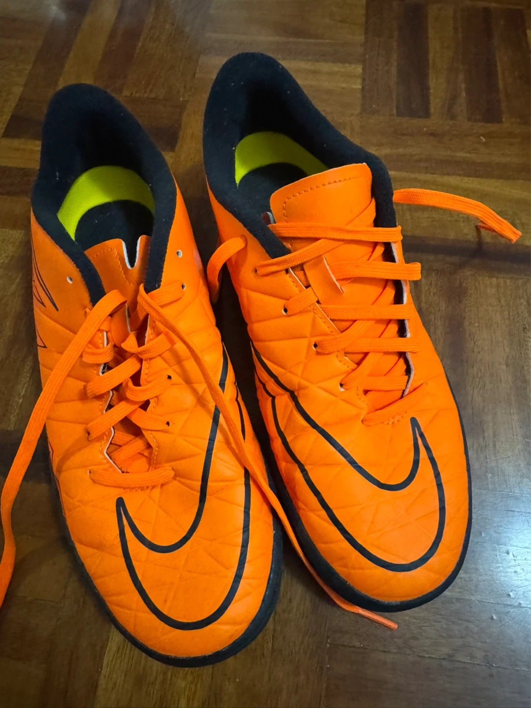 Nike Youth Soccer Cleats -  Size 6Y - Brand new