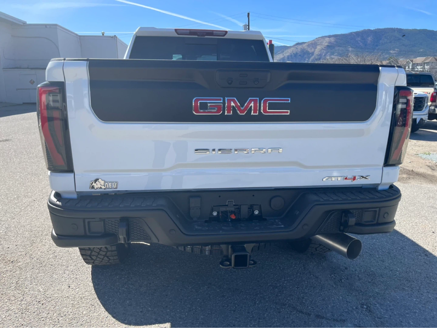 GMC Sierra AT4X HD Pickup Truck - photo 4